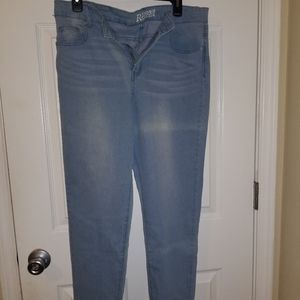 3/$10 Brand new jeans